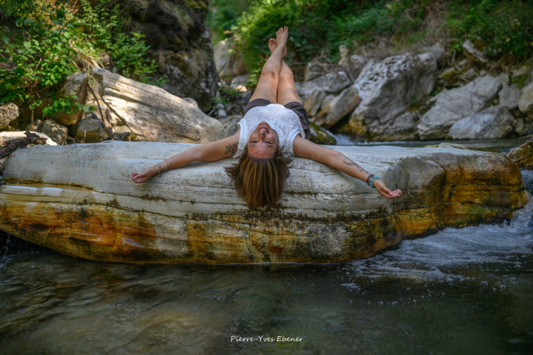 Murmures de l'âme, Célia Imboden, Célia Ricardo, médiumnité, médium, défunts, guérison, reiki, soin énergétique, transe, tarots, tarologue, spiritualité, méditation, sierre, valais, rêve, déployez ses ailes, intuition, guidance, écriture inspirée, liste de prix, guérisseuse, guérisseurs, thérapeute, coaching, développement personnel, pouvoir personnel, âme, loi de l’attraction, faiseurs de secrets